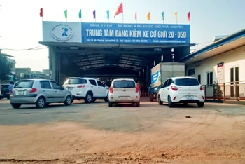 Không có tình trạng ùn ứ phương tiện tại Trạm đăng kiểm 20-05D ở phường Quang Vinh, thành phố Thái Nguyên. 