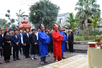 Lễ hội đền Đuổm với những nét văn hoá, tín ngưỡng đặc sắc.
