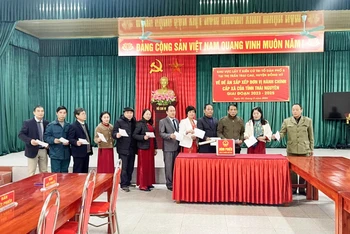 Cử tri thị trấn Trại Cau, huyện Đồng Hỷ (Thái Nguyên) đồng thuận rất cao với Đề án sáp nhập xã Tân Lợi vào thị trấn Trại Cau.