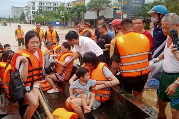 Trong lũ lịch sử, tỉnh Thái Nguyên ưu tiên coi tính mạng con người là cao nhất.