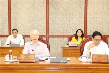 Tổng Bí thư Nguyễn Phú Trọng chủ trì cuộc họp. Ảnh: TTXVN.