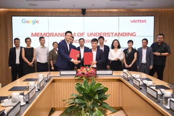 Lễ ký thỏa thuận hợp tác giữa Viettel với Google.