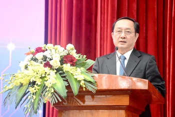 Bộ trưởng Khoa học và Công nghệ Huỳnh Thành Đạt phát biểu tại Hội thảo.