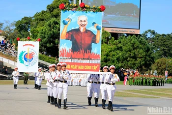 Quang cảnh Lễ khai mạc Đại hội khỏe “Vì an ninh Tổ quốc” lần thứ IX và Hội thi điều lệnh, quân sự, võ thuật Công an nhân dân lần thứ VI - khu vực 3, tại thành phố Đà Lạt, tỉnh Lâm Đồng.