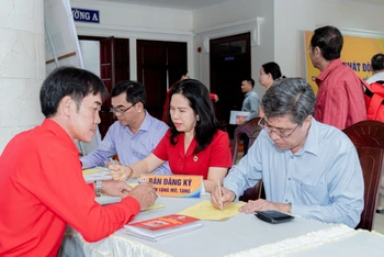 Lãnh đạo tỉnh, lãnh đạo sở, ngành đăng ký hiến tặng mô, tạng.