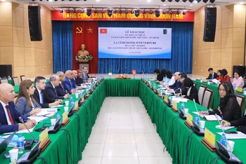 Toàn cảnh Kỳ họp thứ 12 Ủy ban liên Chính phủ Việt Nam-Algeria.