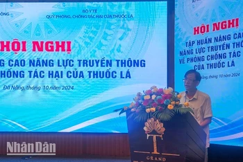 Ông Hồ Hồng Hải, Phó Vụ trưởng Vụ Pháp chế (Bộ Thông tin và Truyền thông) phát biểu khai mạc Hội nghị. 