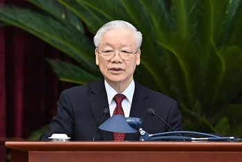 Tổng Bí thư Nguyễn Phú Trọng phát biểu bế mạc Hội nghị. 