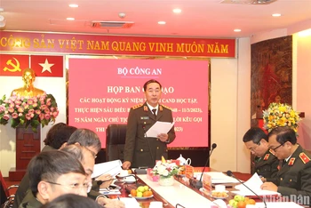 Thứ trưởng Công an, Thượng tướng Trần Quốc Tỏ phát biểu tại Hội nghị.