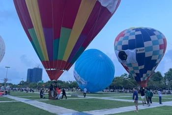 Lần đầu tiên tổ chức Lễ hội khinh khí cầu quốc tế với chủ đề “Quy Nhơn, Bình Định - Thiên đường biển” tại Quảng trường Quy Nhơn, Bình Định.