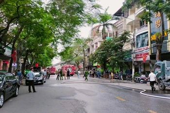 Vụ cháy xảy ra trên phố Văn Cao, Hải Phòng. 