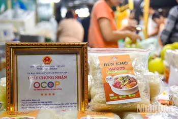 Sản phẩm Bún khô của Công ty cổ phần Xuất nhập khẩu nông sản thực phẩm Việt Nam, quận Hoàng Mai, Hà Nội. (Ảnh: Nhật Quang)