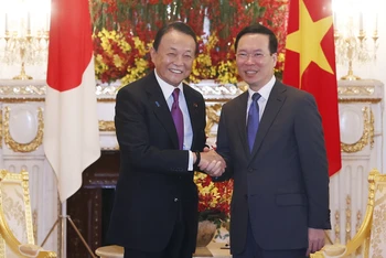 Chủ tịch nước Võ Văn Thưởng tiếp Cựu Thủ tướng, Phó Chủ tịch Đảng Dân chủ tự do (LDP) Aso Taro.