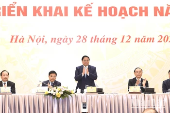 Thủ tướng Phạm Minh Chính dự Hội nghị tổng kết công tác năm 2023 và triển khai kế hoạch năm 2024 của Bộ Giao thông vận tải.