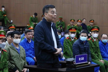 [Ảnh] Bắt đầu phiên xét xử 2 cựu Bộ trưởng và 36 bị cáo trong đại án Việt Á