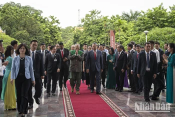 [Ảnh] Chủ tịch nước Tô Lâm cùng Tổng thống Timor Leste José Ramos-Horta tham quan Bảo tàng Hồ Chí Minh