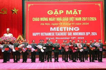 Học viện Quốc phòng tổ chức gặp mặt chào mừng Ngày Nhà giáo Việt Nam 20/11.