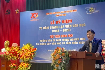 Phó Giáo sư, Tiến sĩ Nguyễn Đức Minh, Phó Chủ tịch Viện Hàn lâm khoa học xã hội phát biểu tại sự kiện.