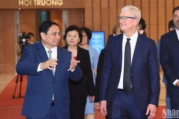 Thủ tướng Phạm Minh Chính đã tiếp Giám đốc điều hành Tập đoàn Apple Tim Cook tại Trụ sở Chính phủ.