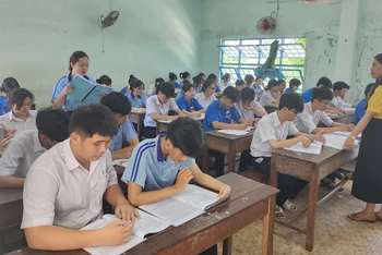 Giờ học của học sinh Trường trung học phổ thông Phan Chu Trinh (thành phố Phan Thiết, tỉnh Bình Thuận).