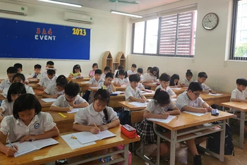 Giờ học của học sinh Trường tiểu học Chu Văn An (Tây Hồ, Hà Nội)