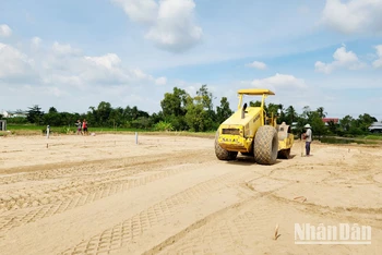 Đơn vị thi công thi công Dự án cao tốc bắc-nam đoạn qua địa bàn huyện Vĩnh Thuận. 