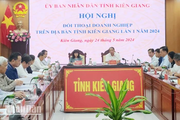 Quang cảnh hội nghị. 