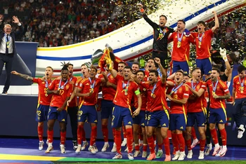 Đội tuyển Tây Ban Nha lần thứ 4 giành ngôi vô địch Euro. (Ảnh: Reuters)