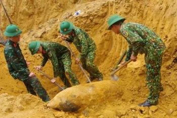 Quảng Bình xử lý an toàn quả bom nặng 340kg 