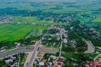 Diện mạo nông thôn mới ở nhiều địa phương của tỉnh Quảng Ngãi ngày càng khang trang, sạch đẹp.