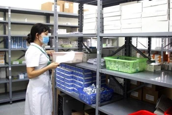 Tại Bệnh viện Đa khoa Lào Cai, các loại thuốc đã được cung ứng, bảo đảm điều trị cho bệnh nhân.