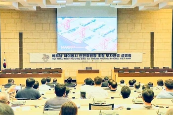 Quang cảnh Hội nghị Xúc tiến đầu tư của thành phố Hải Phòng tại trụ sở Phòng Thương mại và Công nghiệp Hàn Quốc ở Thủ đô Seoul (Hàn Quốc). (Ảnh: Cổng TTĐT thành phố Hải Phòng) 