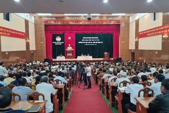 Đoàn đại biểu Quốc hội đơn vị Đà Nẵng tiếp xúc cử tri hai quận Sơn Trà và Ngũ Hành Sơn. 