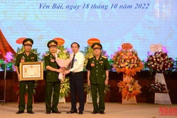Hội Cựu chiến binh tỉnh Yên Bái đón nhận Huân chương Độc lập hạng Ba. 