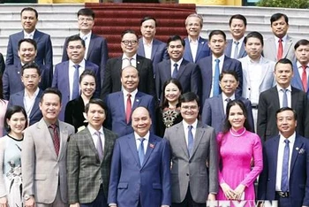 [Ảnh] Chủ tịch nước gặp mặt các doanh nhân trẻ Việt Nam tiêu biểu năm 2022