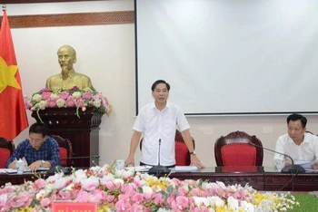 Phó Chủ tịch Ủy ban nhân dân tỉnh Hà Nam phát biểu chỉ đạo hội nghị. 