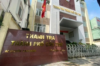 Cảnh cáo Chánh Thanh tra thành phố Cần Thơ liên quan vụ án tại Sở Y tế
