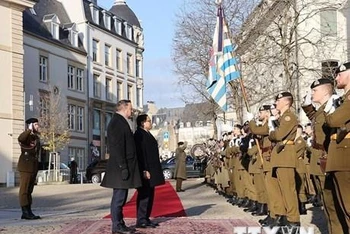 [Ảnh] Lễ đón Thủ tướng Phạm Minh Chính thăm chính thức Luxembourg