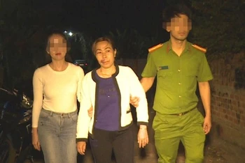 Nguyễn Thị Thu Thủy, 1 trong 2 đối tượng cầm đầu đường dây đánh bạc bị Công an bắt giữ.