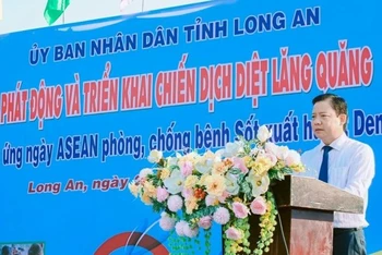 Phó Chủ tịch Ủy ban nhân tỉnh Long An Phạm Tấn Hòa phát biểu chỉ đạo tại Lễ phát động. 