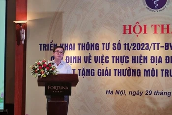 Thứ trưởng Y tế, GS, TS, bác sĩ Trần Văn Thuấn phát biểu khai mạc hội thảo.