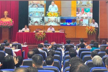 Bộ trưởng Văn hóa, Thể thao và Du lịch Nguyễn Văn Hùng phát biểu khai mạc hội nghị.