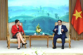 [Ảnh] Thủ tướng Phạm Minh Chính tiếp Kinh tế trưởng Bộ Ngoại giao Hoa Kỳ 