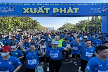 Hơn 2.500 là đoàn viên, người lao động tham gia hoạt động Công đoàn Bến Tre Marathon năm 2024