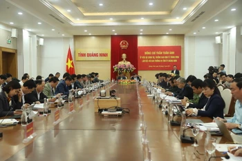 Quang cảnh buổi làm việc của Đoàn công tác Ban Kinh tế Trung ương với tỉnh Quảng Ninh.