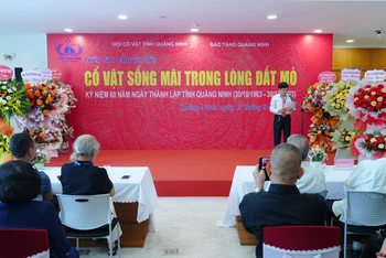 Khai mạc triển lãm "Cổ vật sống mãi trong lòng đất mỏ".