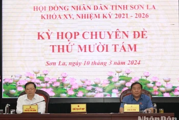 Chủ tọa kỳ họp chuyên đề thứ 18, Hội đồng nhân dân tỉnh Sơn La, khóa 15, nhiệm kỳ 2021-2026.
