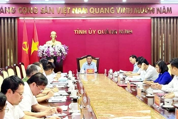 Quang cảnh buổi làm việc của Đoàn công tác số 3 với Ban Thường vụ tỉnh Quảng Ninh.