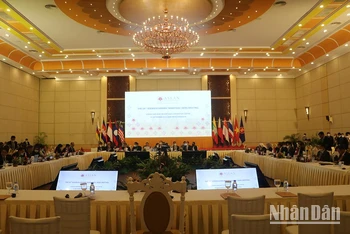 Hội nghị Bộ trưởng Kinh tế ASEAN lần thứ 54 tại Siem Reap.
