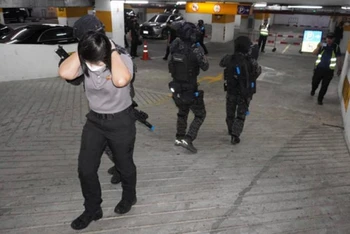 Một hoạt động diễn tập an ninh được cảnh sát Thái Lan thực hiện để chuẩn bị cho hội nghị. (Ảnh: Cảnh sát Hoàng gia Thái Lan)